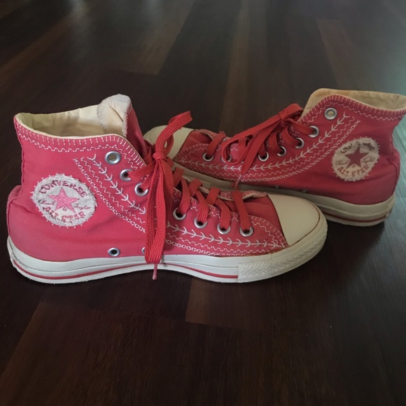 Rare Embroidered Chuck Taylor All Stars - Picture 2 of 8